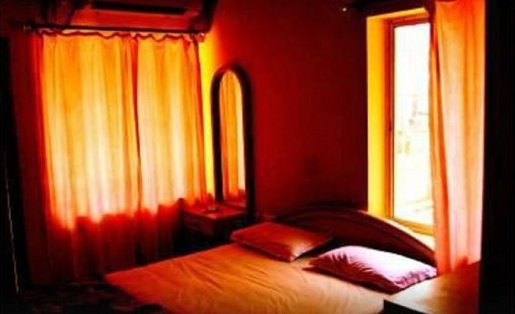 Sri Krishna Guest House & Reasturant Konark Eksteriør bilde